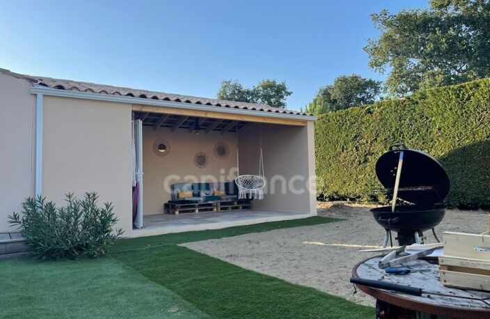 LES MATHES – MAISON 103 m² – 3 CHAMBRES – PISCINE – TERRAIN 1 400 m² — photo 5