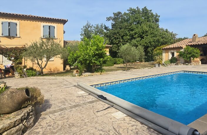Maison à vendre Villa 6 pièces + piscine terrain 3000m² SOLLIES TOUCAS (83) — photo 3