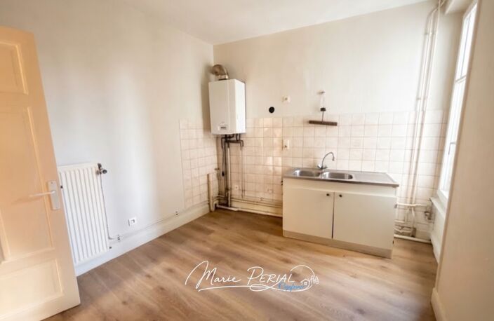 Appartement à vendre à EPINAL - proche gare (88000) — photo 2
