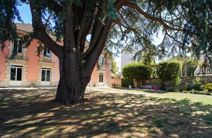 Maison à vendre 10 pièces MACON (71) — photo 2