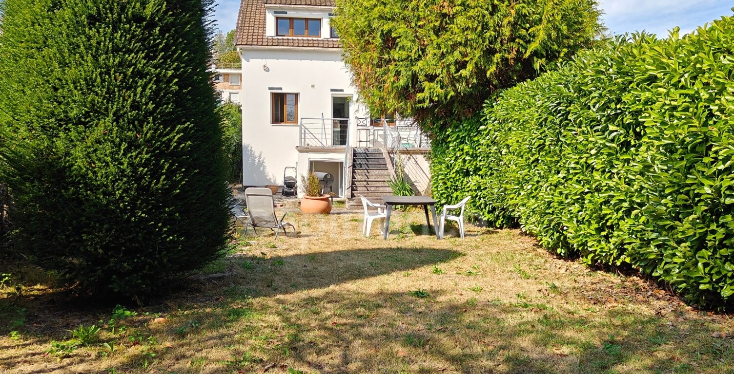Maison 5 pièces à vendre avec Sous-Sol total + garage double (91) — photo 1