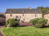 Dpt Ille et Vilaine (35), à vendre SAINT PERN propriete P6 de 228,5 m² - Terrain de 5 218,00 m² — photo 2