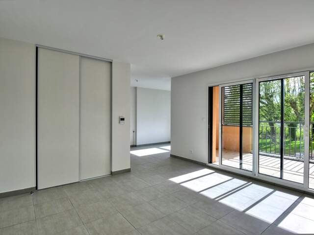 Appartement - T3 avec balcon fonctionnel, lumineux et cadre idéal ! — photo du bien