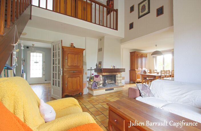 Maison familiale de 127,48 m² avec 5 chambres sur un terrain clos de 1133 m² — photo 3