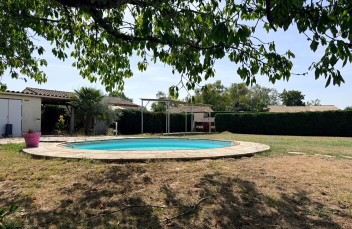 Maison 120 m² – 4 chambres – Séjour cathédrale – Piscine – Terrain 1 300 m² — photo 2
