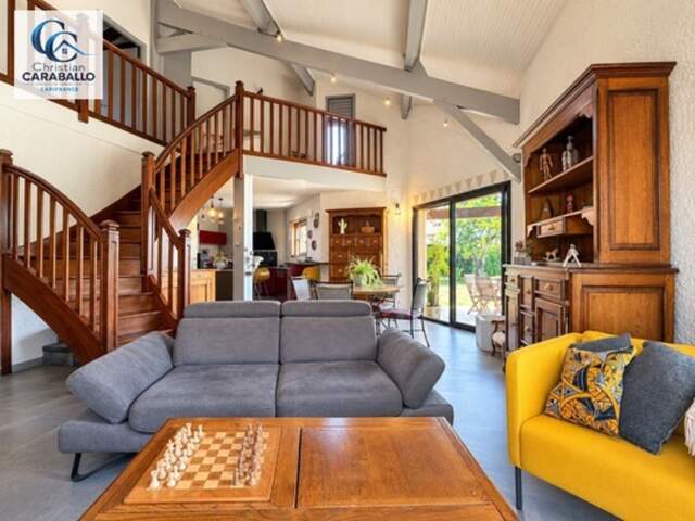 Maison 120 m² – 4 chambres – Séjour cathédrale – Piscine – Terrain 1 300 m² — photo du bien