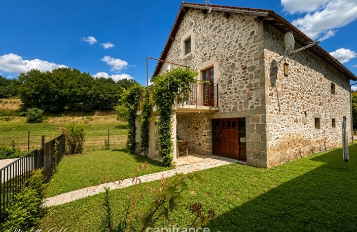 Gagnac-sur-Cère – Grange restaurée avec piscine et vue sur la campagne — photo 2
