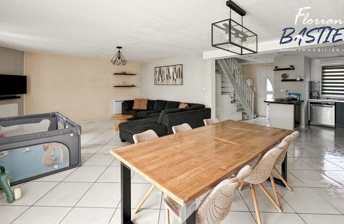 Et si votre prochaine maison était déjà prête à vous accueillir ? 113 m², 4 chambres, véranda de 25 m² et aucun travaux à prévoir — photo 2