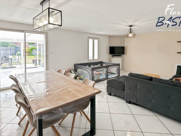Et si votre prochaine maison était déjà prête à vous accueillir ? 113 m², 4 chambres, véranda de 25 m² et aucun travaux à prévoir — photo 1