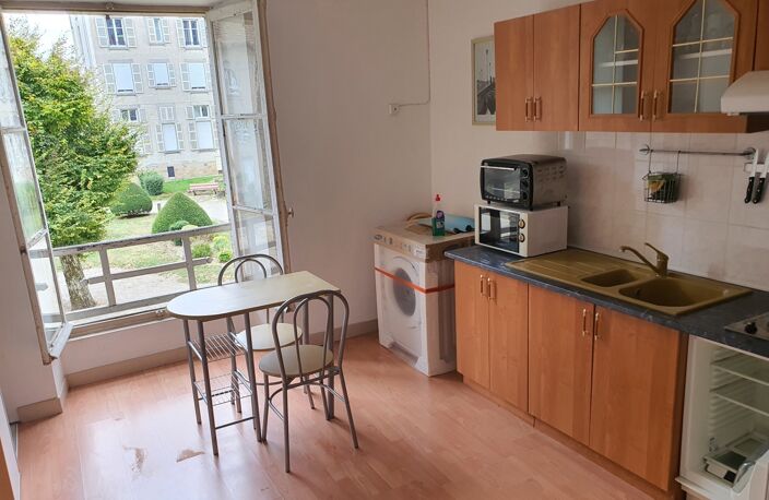 Dpt Vosges (88), à vendre VITTEL - ENSEMBLE de 2 STUDIOS secteur PARC THERMAL — photo 2