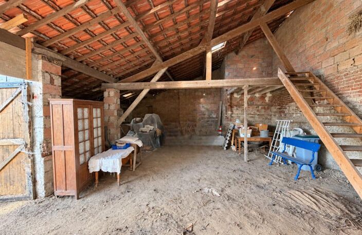 PRESLES (95) - Grange à aménager - 70m² — photo 3
