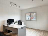 Entrepôt et bureaux — photo 2