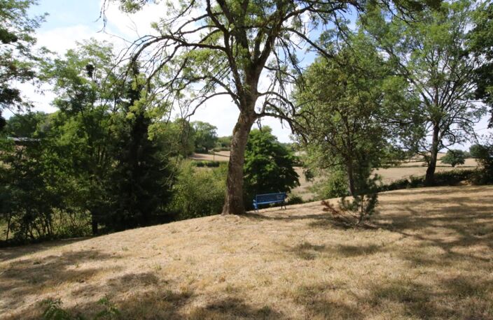 Maison de campagne sur 2 816 m² — photo 3