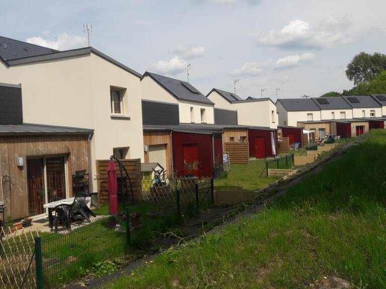 A louer maison récente T4 SAINT CALAIS — photo 1