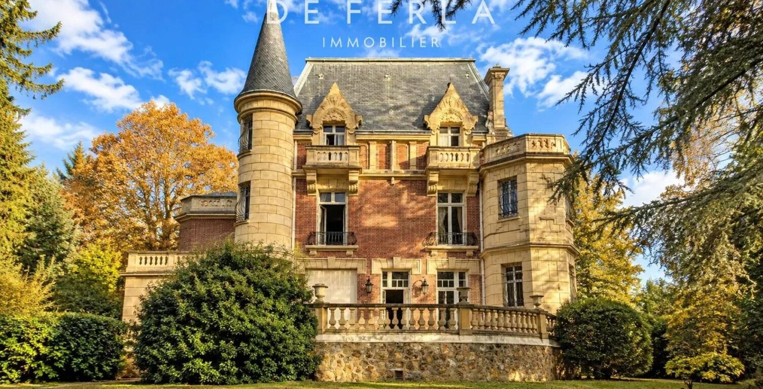 Le Vésinet – Propriété de Prestige à Vendre — photo 1