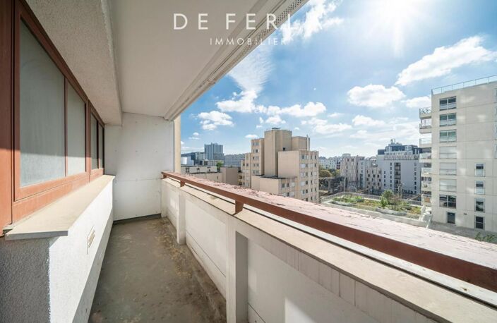 Appartement lumineux au 8e étage — 114 m² à réinventer entièrement — photo 5