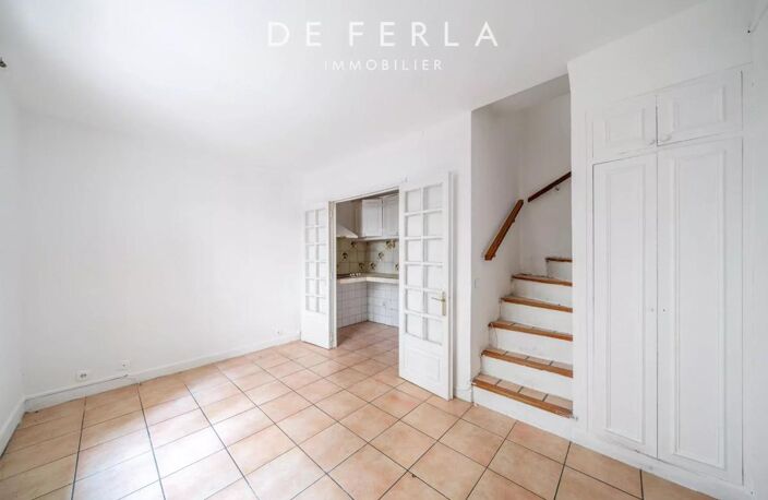 Comme une petite maison à Paris – Duplex avec entrée privative — photo 4