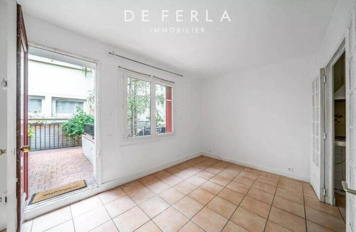 Comme une petite maison à Paris – Duplex avec entrée privative — photo 5