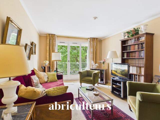 Versailles - Clagny-Glatigny - Appartement 3 pièces – 67 m² - balcon, cave + parking — photo du bien