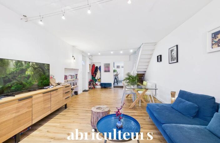 Ancienne bâtisse entièrement rénovée avec un terrain arboré en vente à Couëron (44220) — photo 4