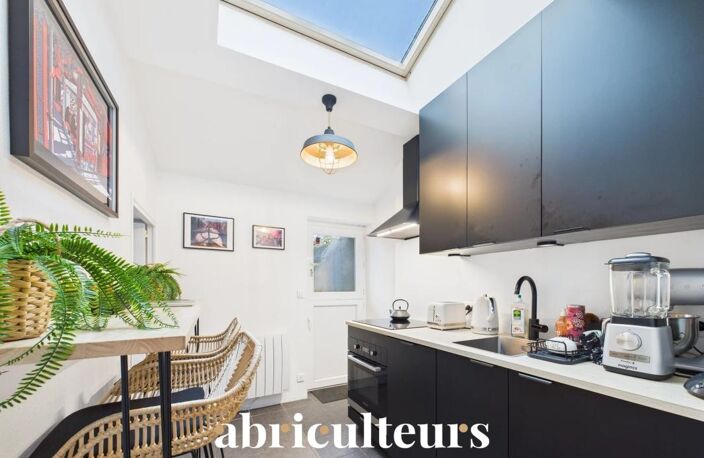 Ancienne bâtisse entièrement rénovée avec un terrain arboré en vente à Couëron (44220) — photo 5