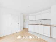 Bel appartement lumineux avec balconnet, au calme dans le 18ème arrondissement de Paris — photo 4