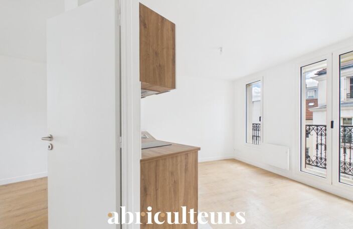 Bel appartement lumineux avec balconnet, au calme dans le 18ème arrondissement de Paris — photo 5