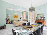 Superbe appartement traversant rénové en vente À 30 mètres du Port de Nice (06300) — photo 2