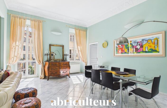 Superbe appartement traversant rénové en vente À 30 mètres du Port de Nice (06300) — photo 4