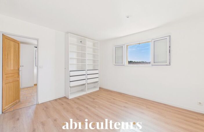 T4 de 107 m² en vente à Grans (13450) — photo 5