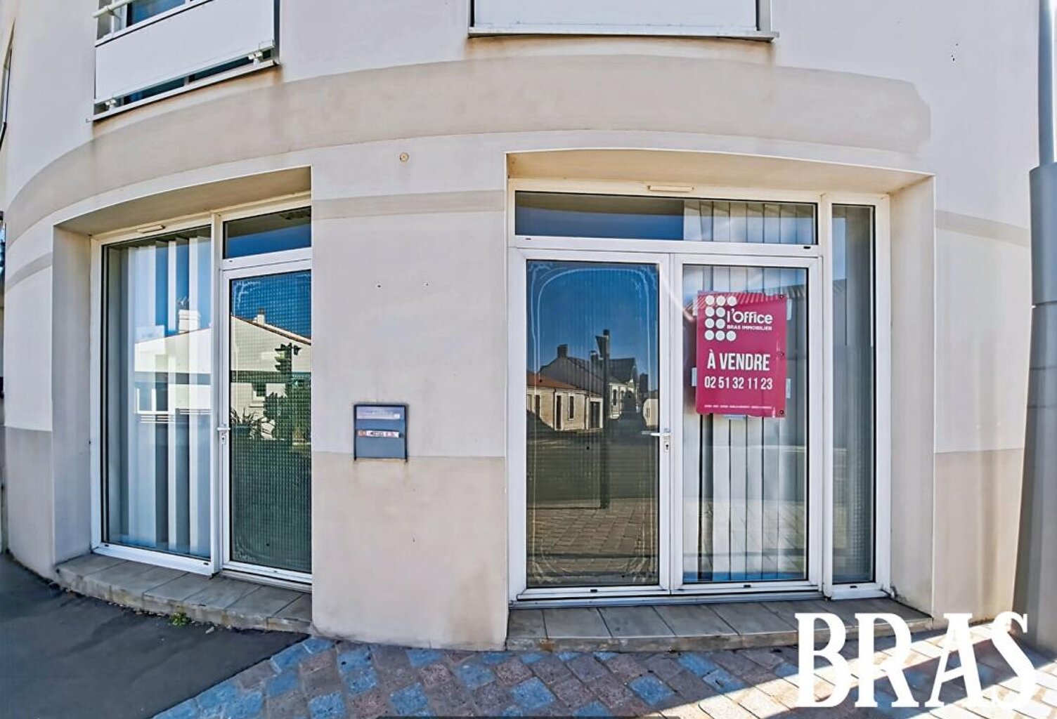Local commercial Les Sables D Olonne 33 m2 — photo 1