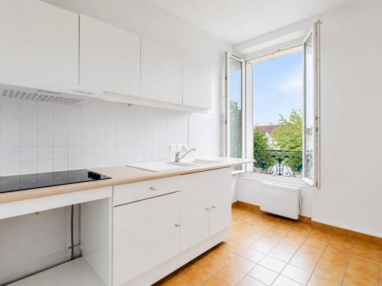 Appartement 1 pièce de 33 m² à Corbeil-Essonnes — photo 1