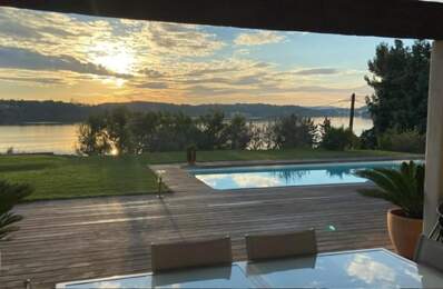 Bastide provençale de 170 m² à Istres, vue sur l'étang — photo du bien