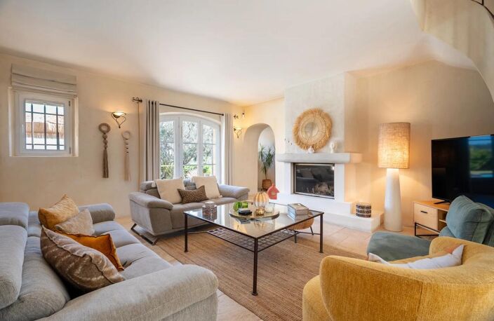 Bastide provençale de 170 m² à Istres, vue sur l'étang — photo 4