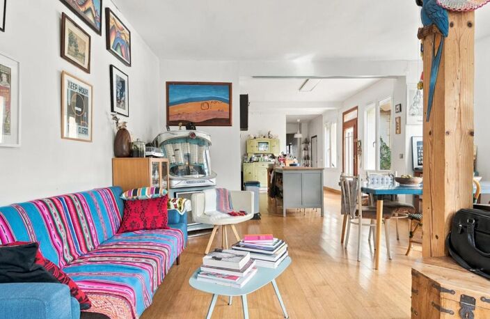 92240 – MALAKOFF – MAISON DE CARACTÈRE 149 M² – COUR – 2 STUDIOS INDÉPENDANTS – SOUS-SOL TOTAL – DOUBLE ACCÈS – PROXIMITÉ PARIS — photo 2