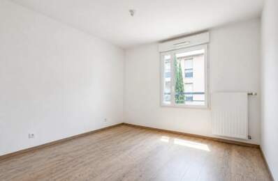 Appartement de 4 pièces de 80,3 m² à Vénissieux — photo du bien