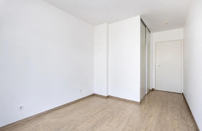Appartement de 4 pièces de 80,3 m² à Vénissieux — photo 4