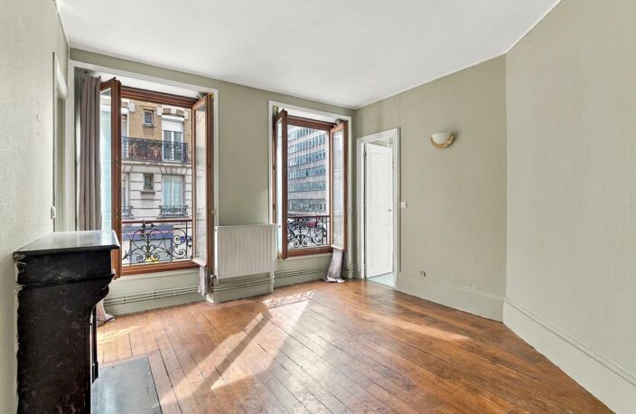 PARIS 19ᵉ – T2 DE 37 M² – 1 CHAMBRE – SALLE DE BAINS — photo 3