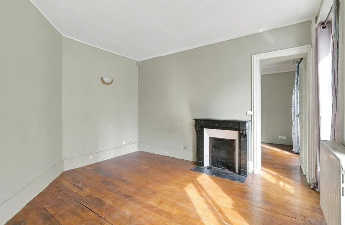 PARIS 19ᵉ – T2 DE 37 M² – 1 CHAMBRE – SALLE DE BAINS — photo 4