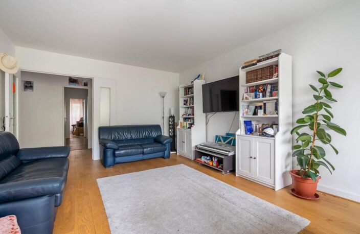 Appartement familial de 5 pièces de 105 m² à Paris — photo 2