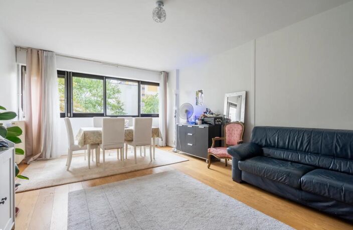Appartement familial de 5 pièces de 105 m² à Paris — photo 3