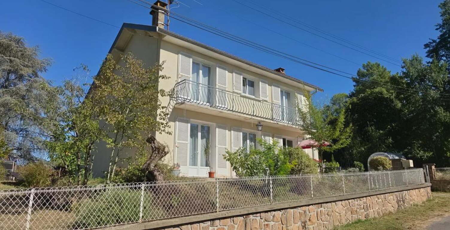 Maison de 5 pièces de 123 m² située à Lisle — photo 1