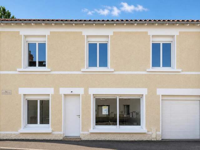 Maison de 5 pièces de 200 m² à Saint-Étienne-de-Mer-Morte — photo du bien