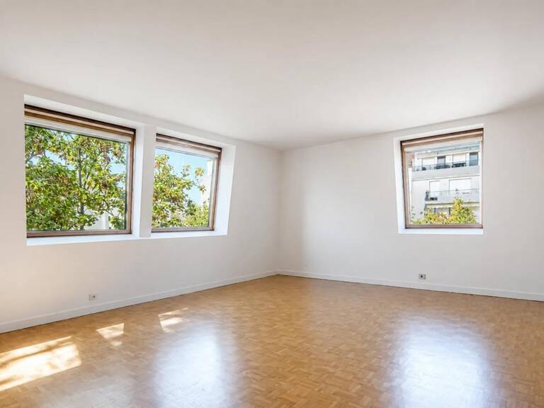 Appartement de 4 pièces de 92 m² à La Garenne-Colombes — photo 1