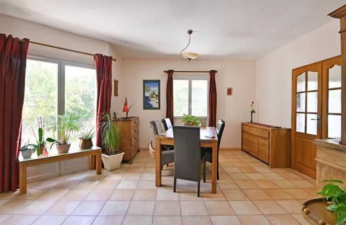 Maison de 6 pièces de 160 m² à Rodilhan — photo 3