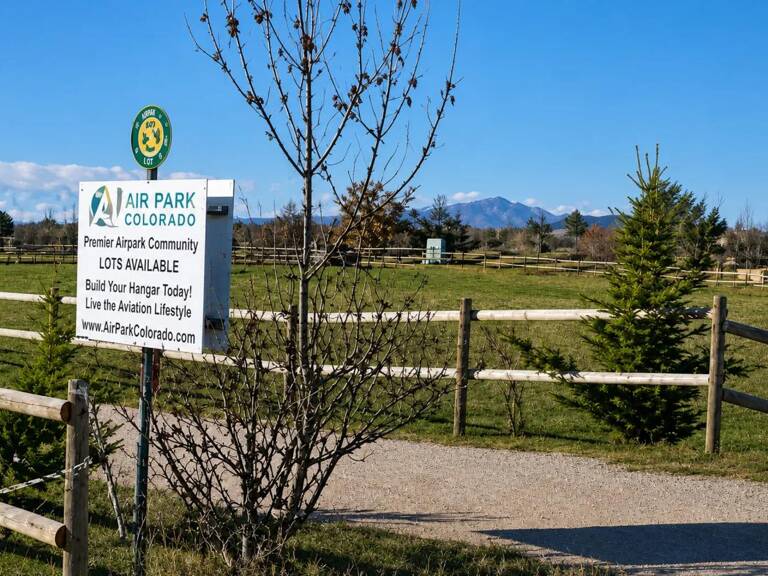 Propriété de 15 pièces de 400 m² à Revest-du-Bion — photo 1