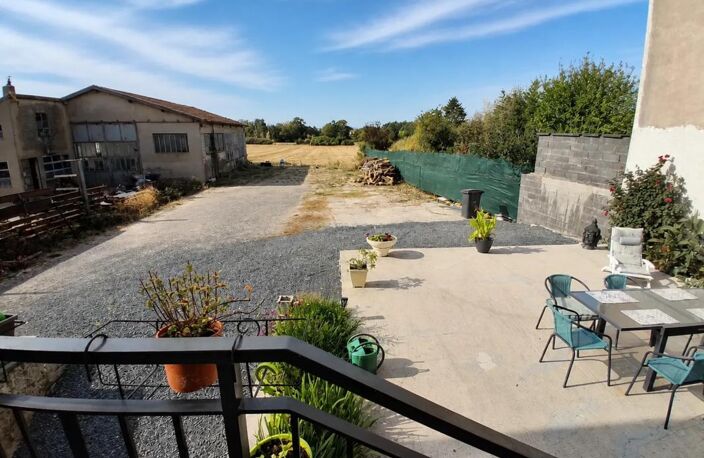 Maison rénovée PLAIN PIED F5 DE 110 M2 JARDIN TERRASSE — photo 3
