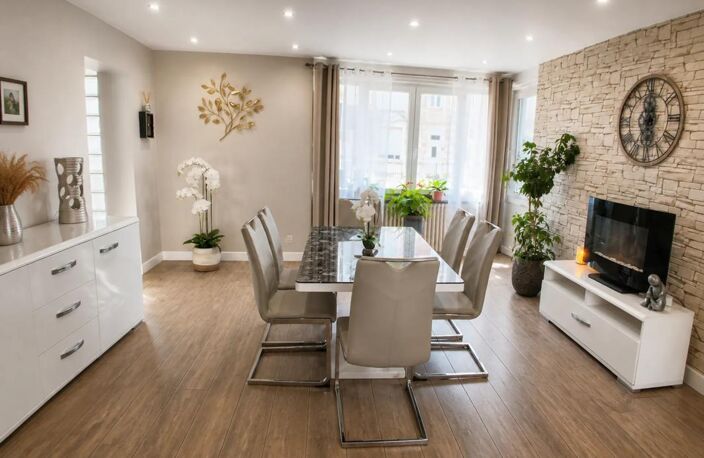 Maison rénovée PLAIN PIED F5 DE 110 M2 JARDIN TERRASSE — photo 5