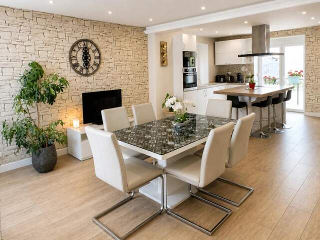 Maison rénovée PLAIN PIED F5 DE 110 M2 JARDIN TERRASSE — photo du bien
