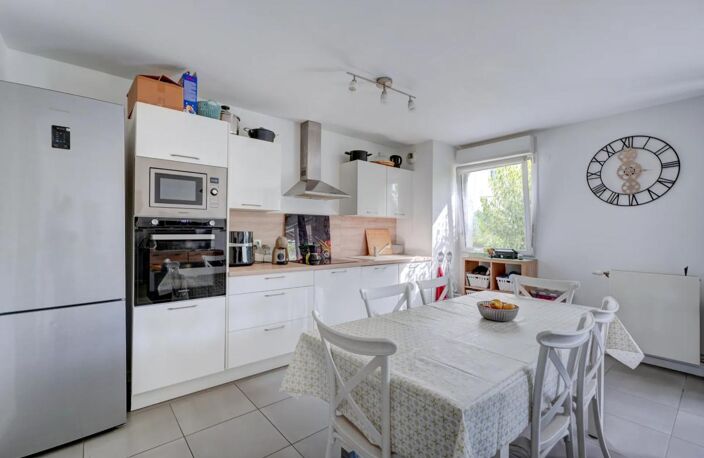 Appartement de 4 pièces de 81 m² à Vénissieux — photo 4